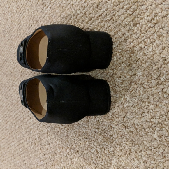 Salvatore Ferragamo Black Flats with Plastic Logo Bow 7.5 - Picture 4 of 9